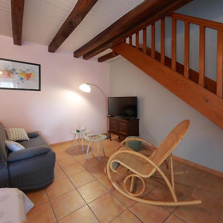Gite La Loge Des Fees Latillé Zewnętrze zdjęcie