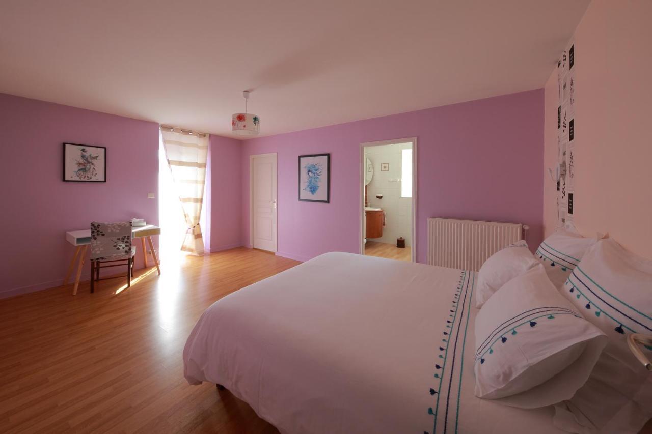 Gite La Loge Des Fees Latillé Zewnętrze zdjęcie